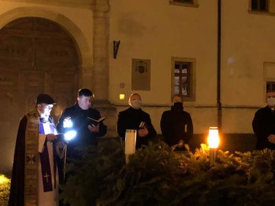 Adventi gyertyagyújtás Gyulafehérváron
